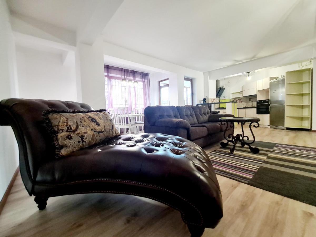 R.O.S.E. Apartment Constanta Ngoại thất bức ảnh