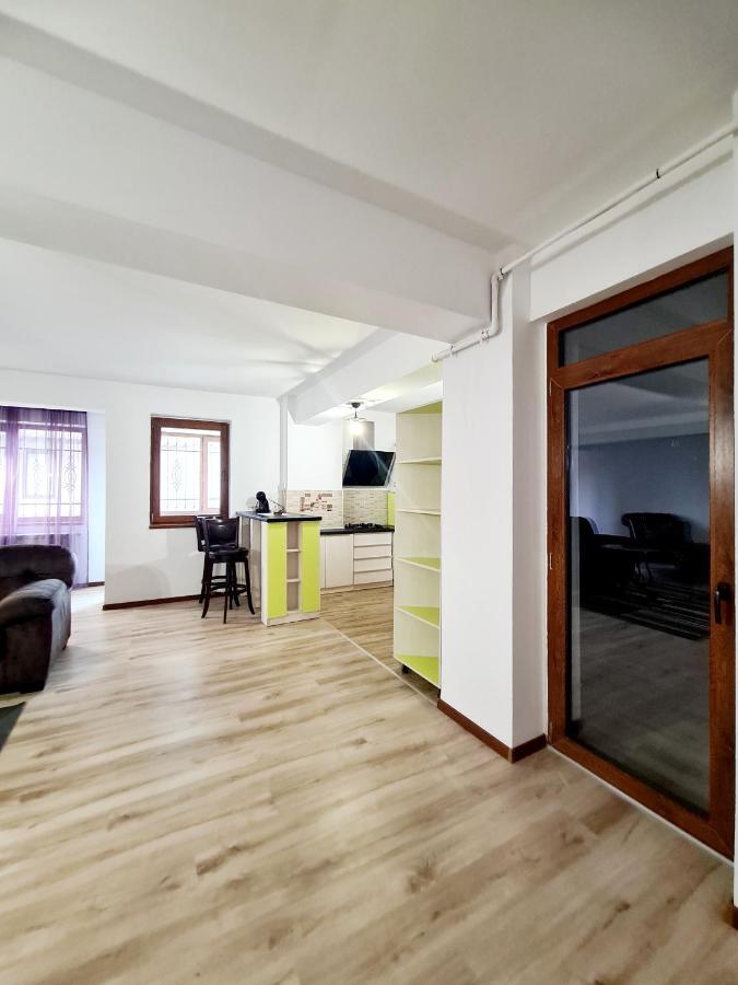R.O.S.E. Apartment Constanta Ngoại thất bức ảnh