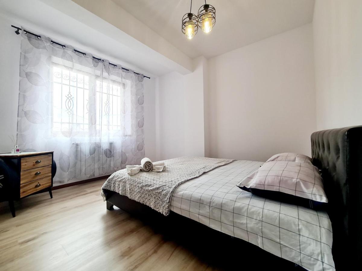 R.O.S.E. Apartment Constanta Ngoại thất bức ảnh