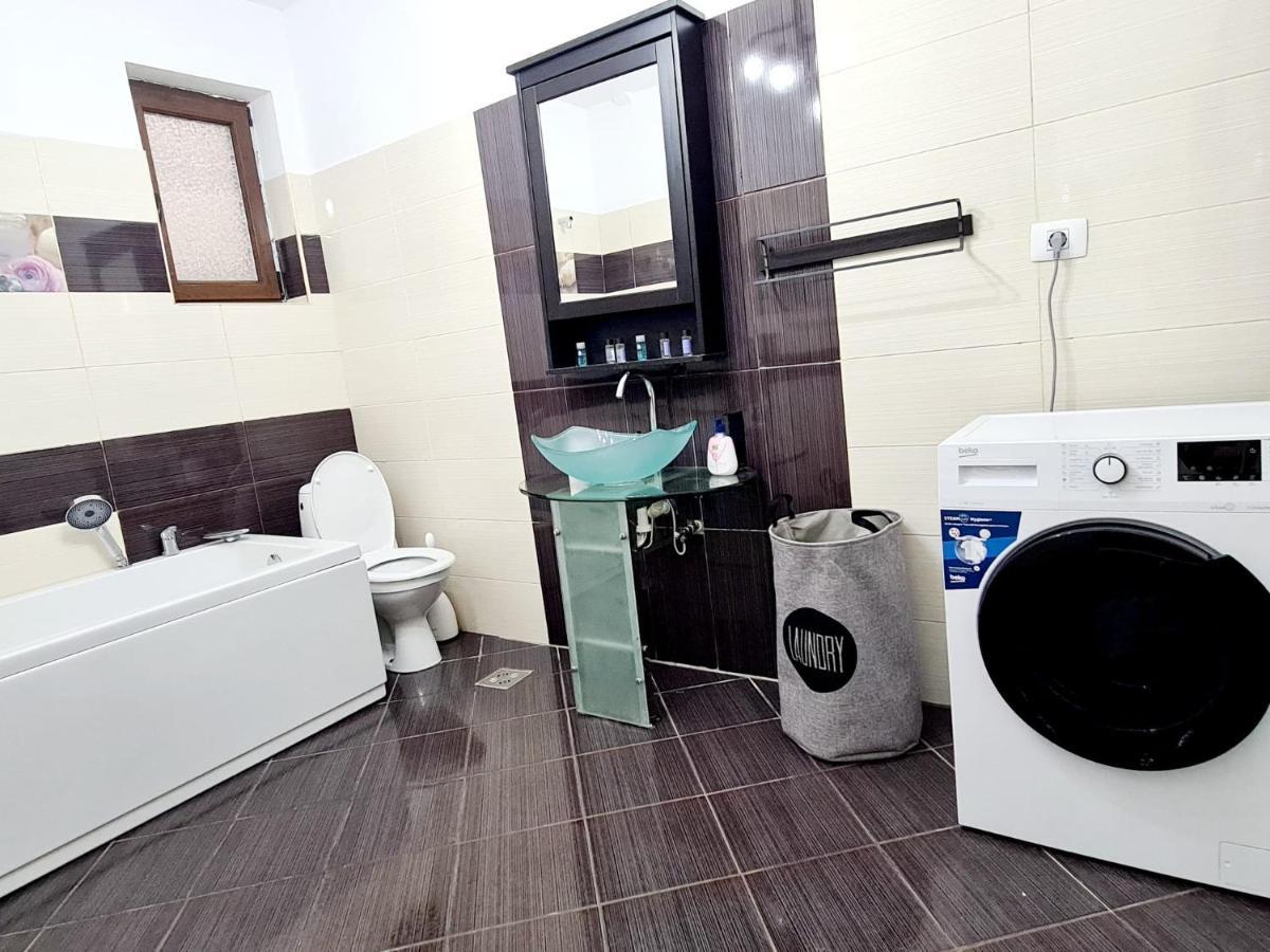 R.O.S.E. Apartment Constanta Ngoại thất bức ảnh
