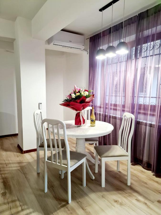 R.O.S.E. Apartment Constanta Ngoại thất bức ảnh